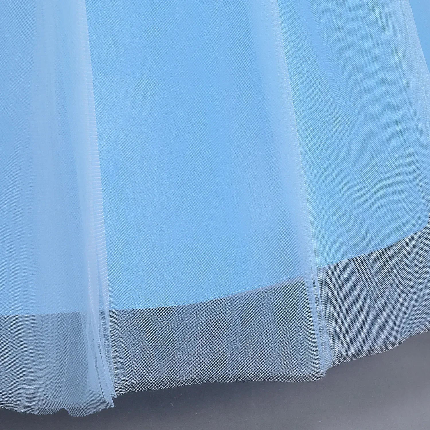 Disney Deluxe Elegant Cinderella Princess Ball Gown Fancy Bi