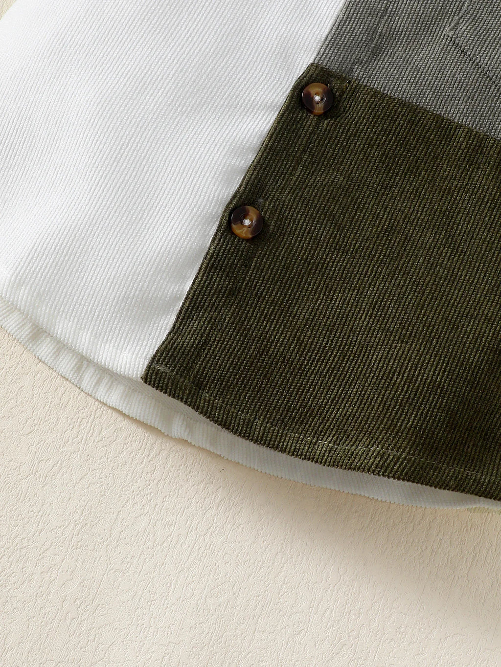 Flip collar Color Blocked Pit Stripe Top+Shorts