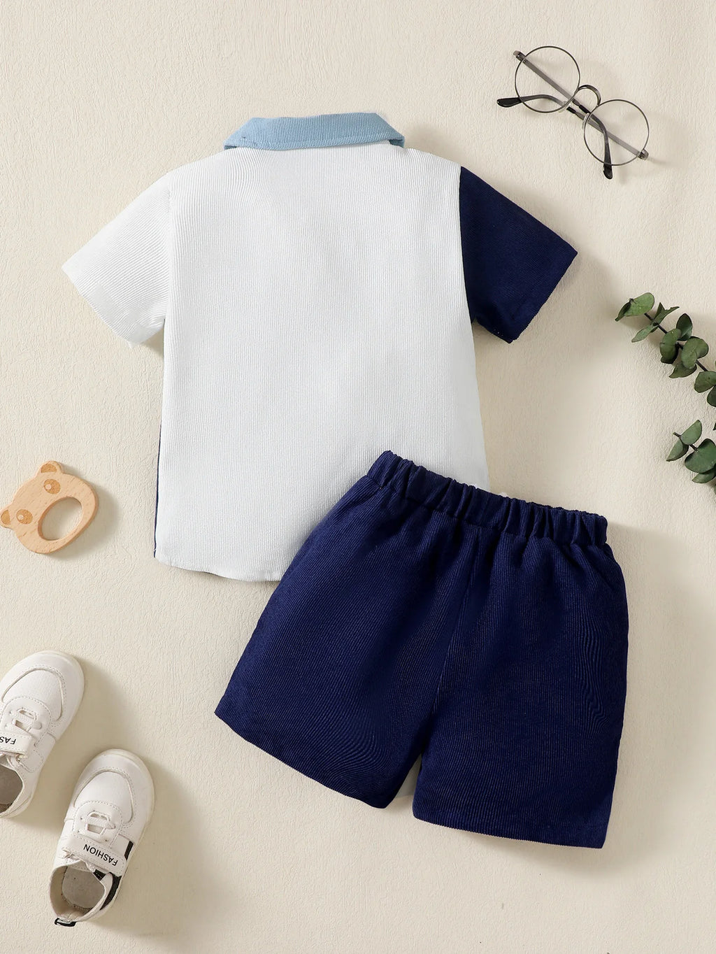 Flip collar Color Blocked Pit Stripe Top+Shorts