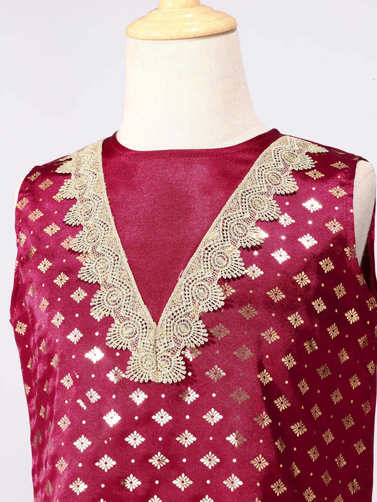 Girls Purple Indian Kurta Set with Dupatta