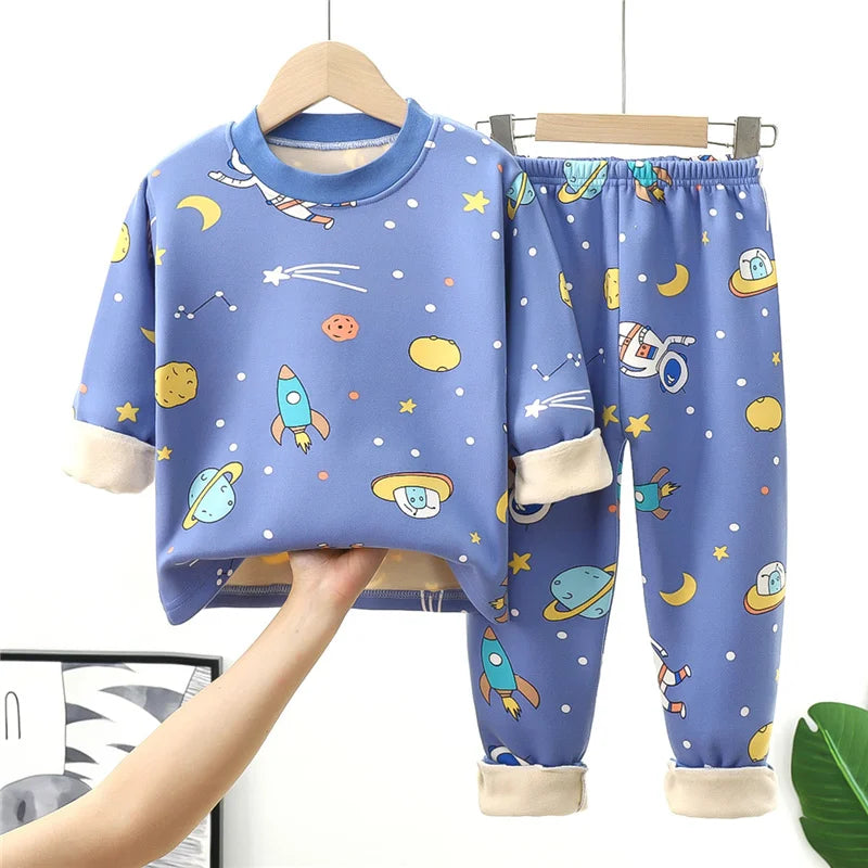 Cosy Velvet Pyjama Set for Kids | Green or Pink